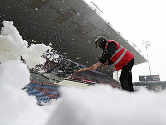 Burnley vs. Tottenham Premier...